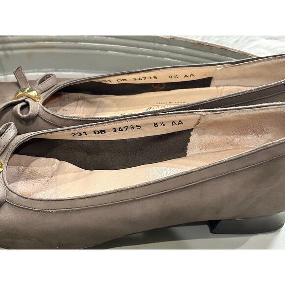 VTG Salvatore Ferragamo Boutique Women's Size 8.5 Leather Slip On Bow Almond Toe - Picture 6 of 12